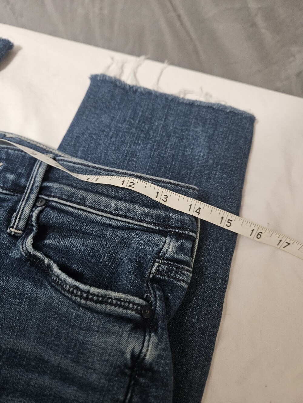 Mother The Mid Rise Dazzler Ankle Fray Cropped Jeans Size 28! - Picture 8 of 11